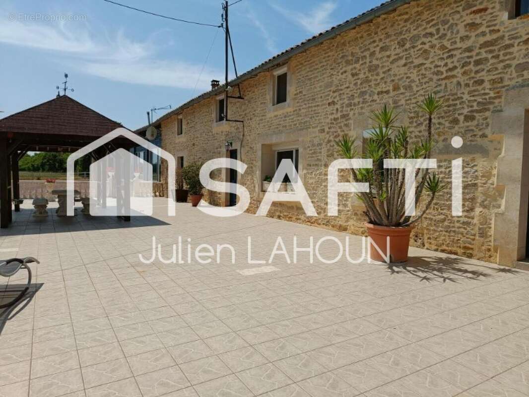 Photo 4 - Maison à VILLEFAGNAN