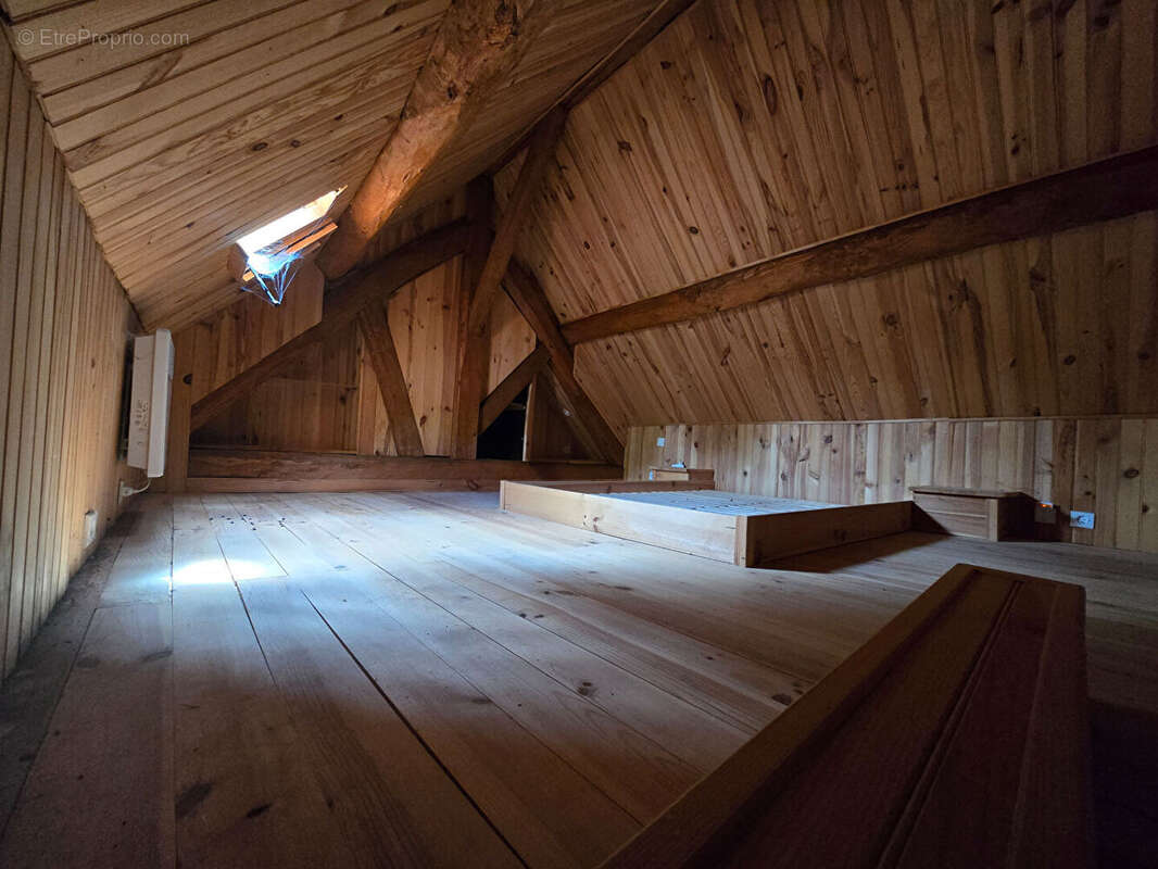 Maison à LUCY-SUR-CURE