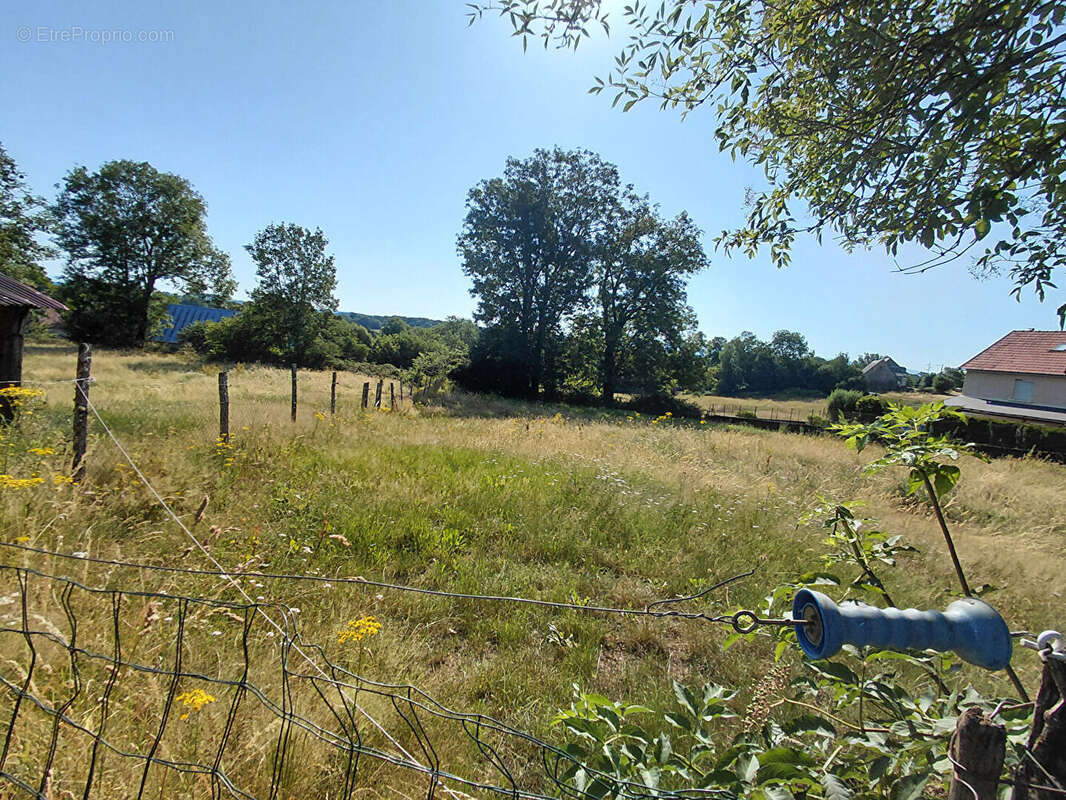 Dépendance et terrain  Le Vigean - photo 4