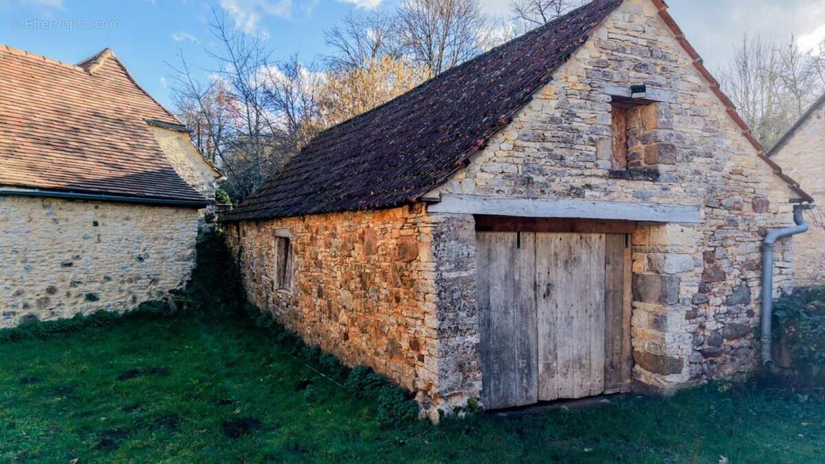 Maison à GOURDON