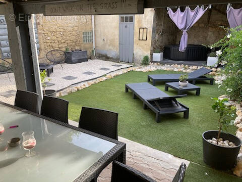 Maison à ROQUEMAURE