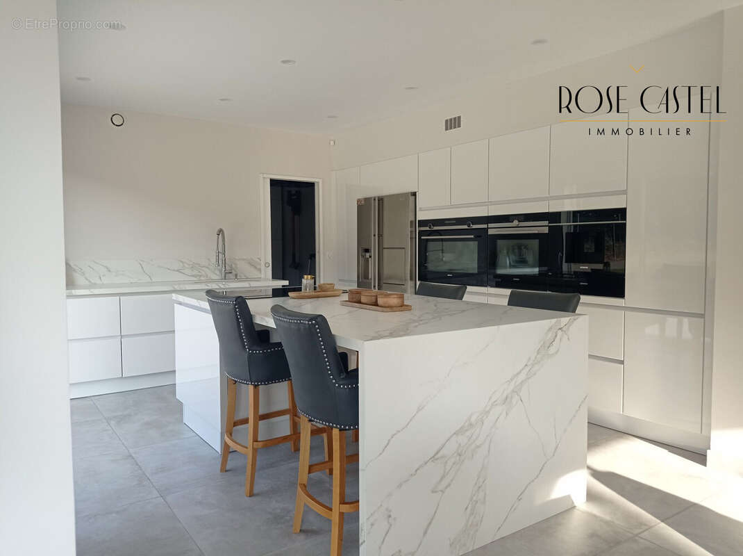 Maison à COURVILLE-SUR-EURE