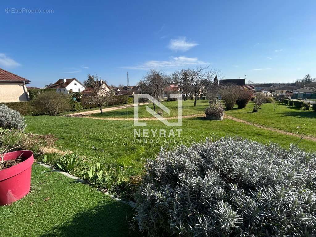 Maison à SENNECEY-LE-GRAND