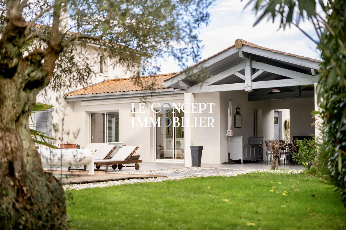 Maison à BASSUSSARRY