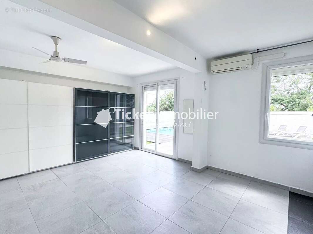 Maison à CORNEBARRIEU