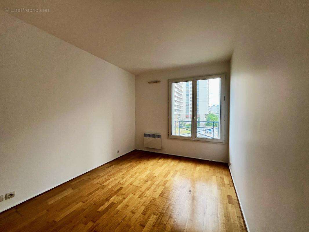 Appartement à SURESNES