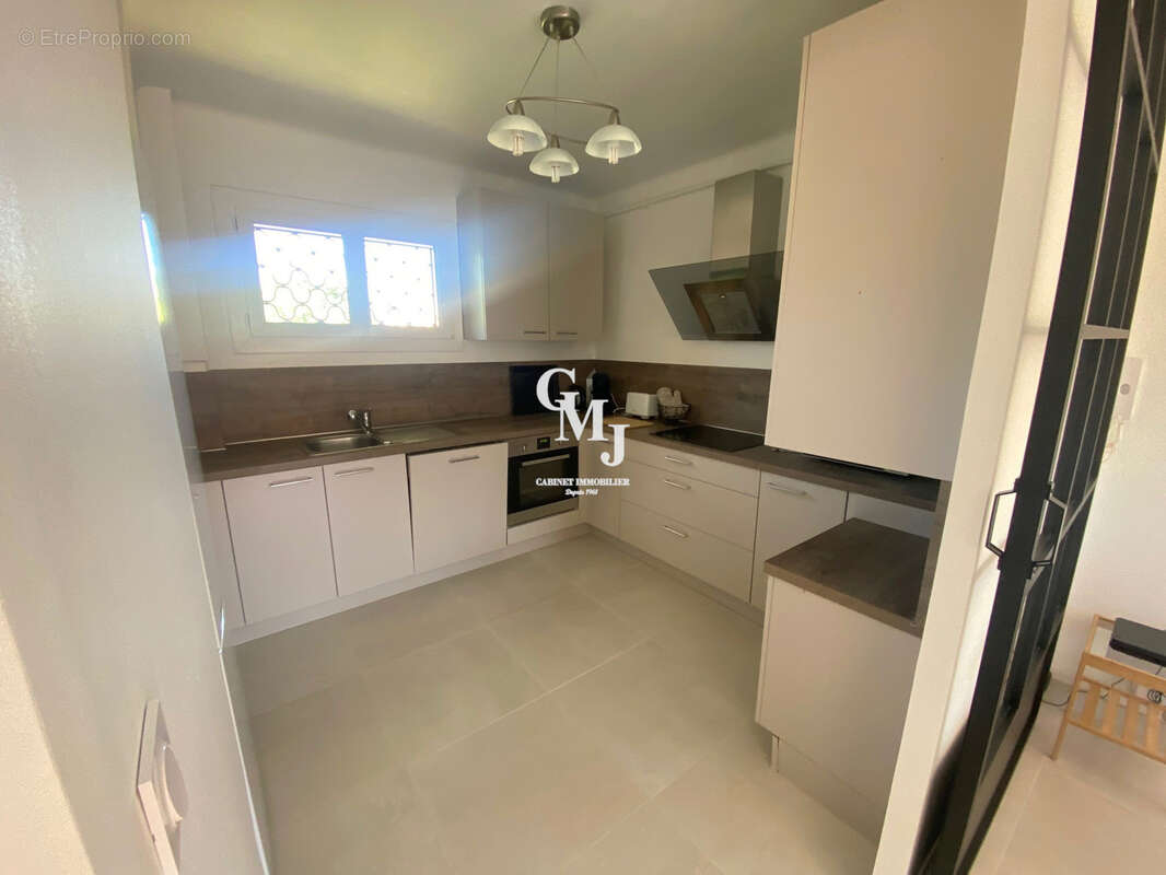 Appartement à SAINT-RAPHAEL