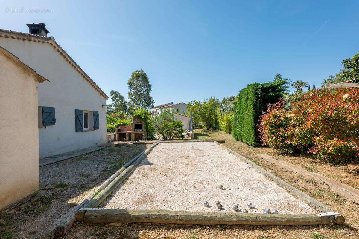 Maison à LA CADIERE-D'AZUR