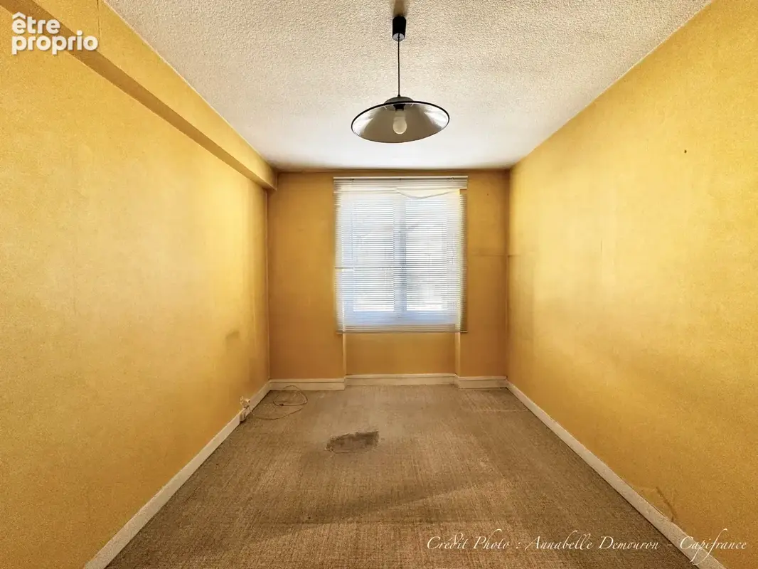 Appartement t5 a renover – clermont-ferrand - les salins - tres beau potentiel - photo 24