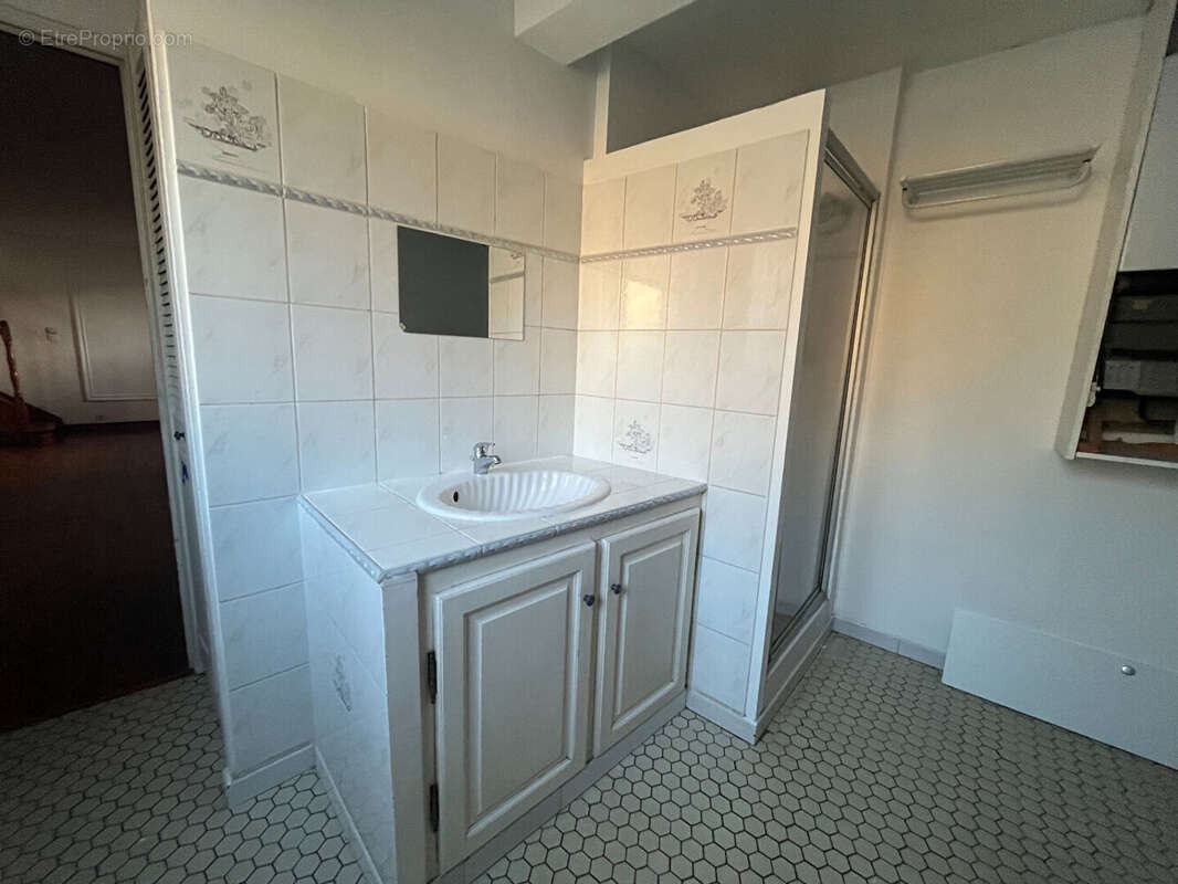 Appartement à LINAS