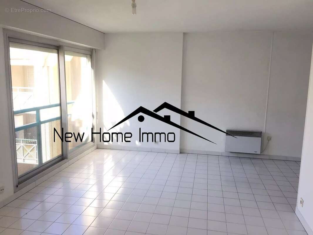 Appartement à MARSEILLE-8E