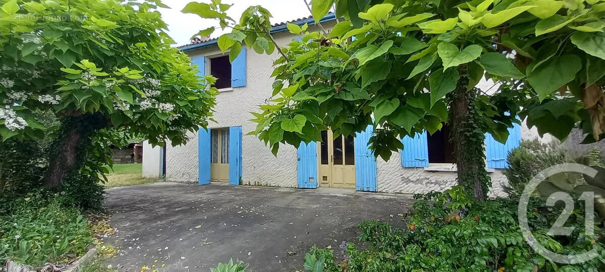 Maison à SABLONS