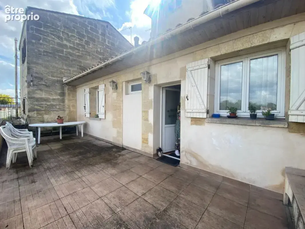 Bordeaux – Appartement de 90 m², 2 chambres, jardin privatif et sous-sol - photo 3