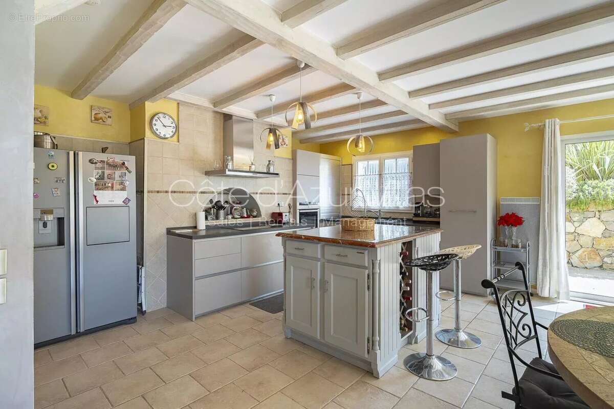 Maison à LES ADRETS-DE-L'ESTEREL