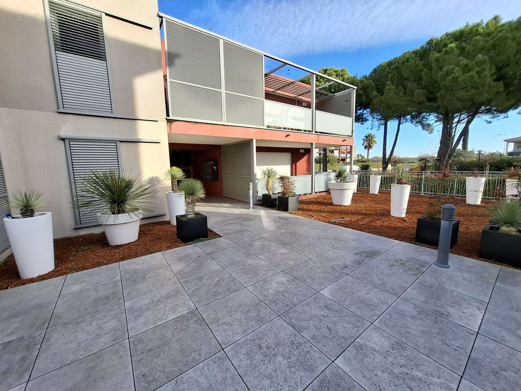 Appartement à MAUGUIO