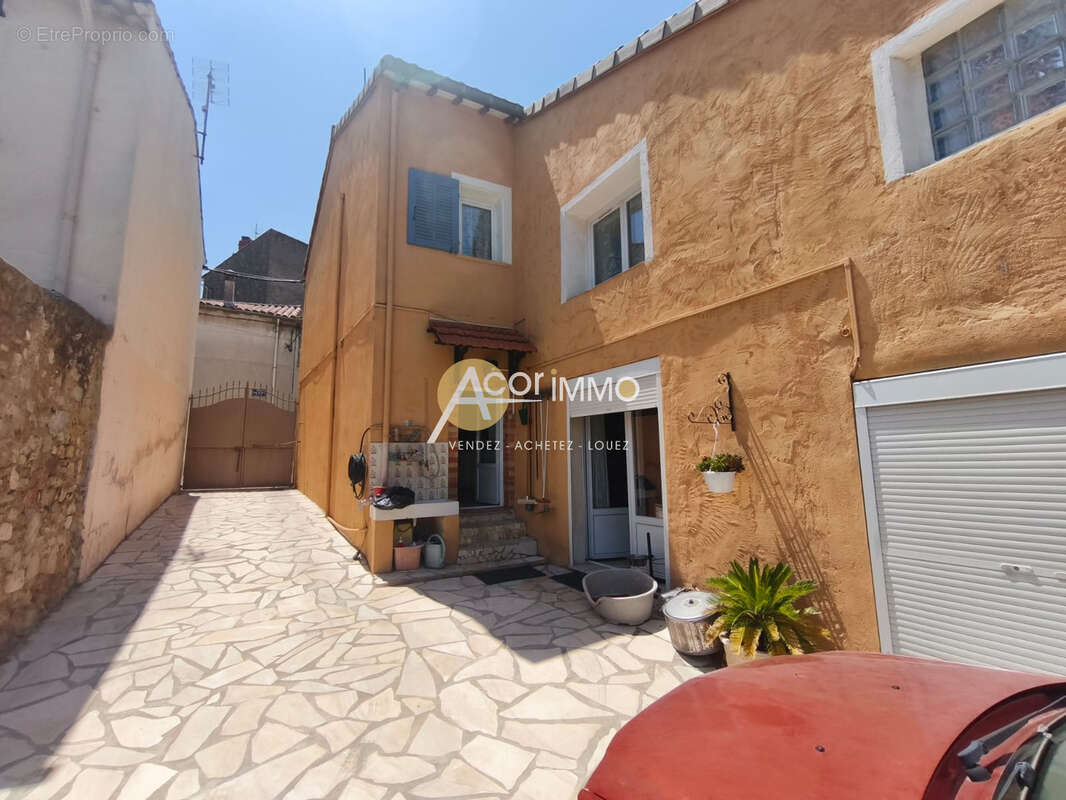 La seyne sur mer - maison t5 en viager occupé - photo 2