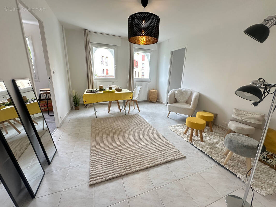 Appartement à SARCELLES