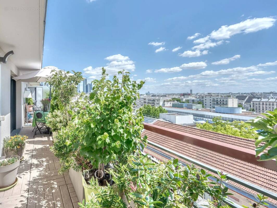 Appartement à SURESNES