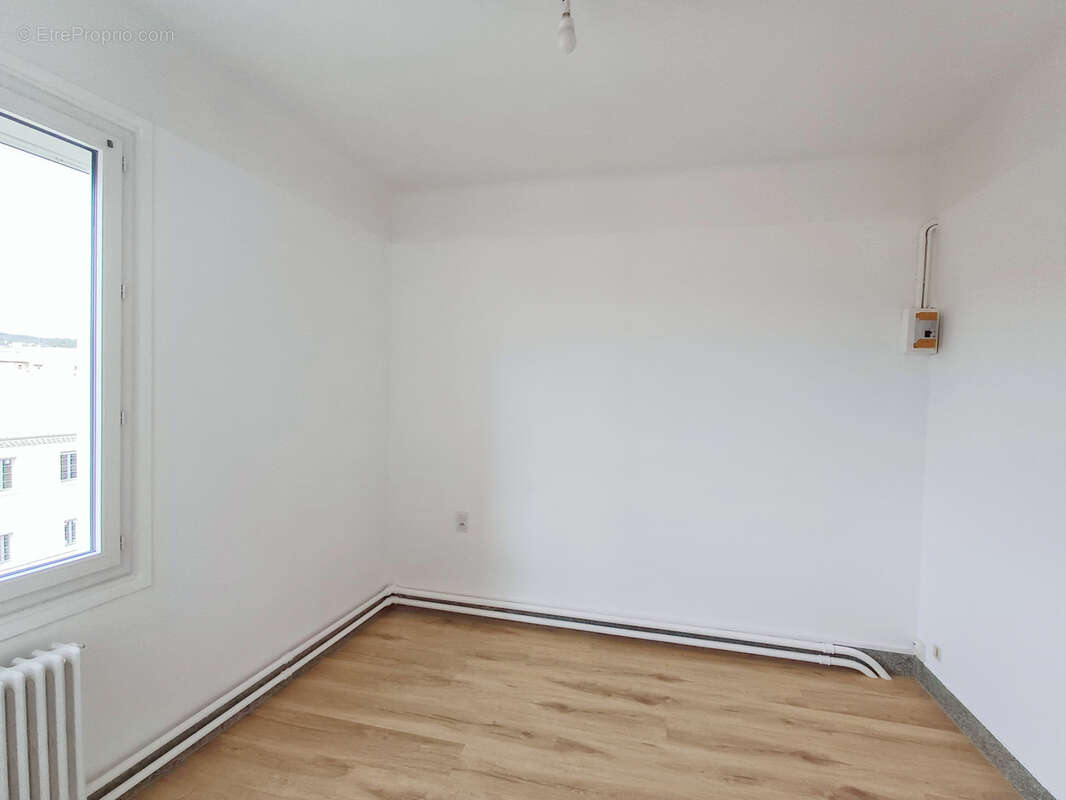 Appartement à AUBENAS