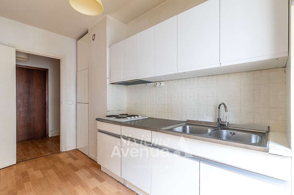 Appartement à PARIS-4E