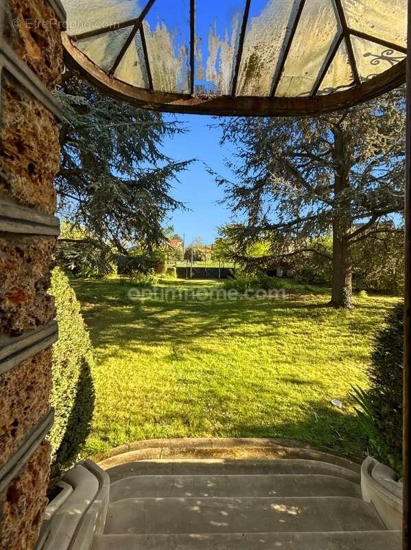 Propriete -  maison bourgeoise d'exception 10 pieces - 220 m2 - terrain 2500 m2 - photo 25