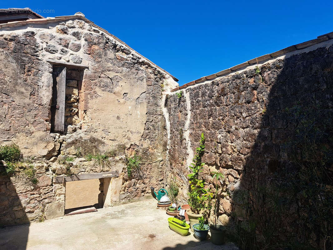 Maison à SAINT-MACAIRE