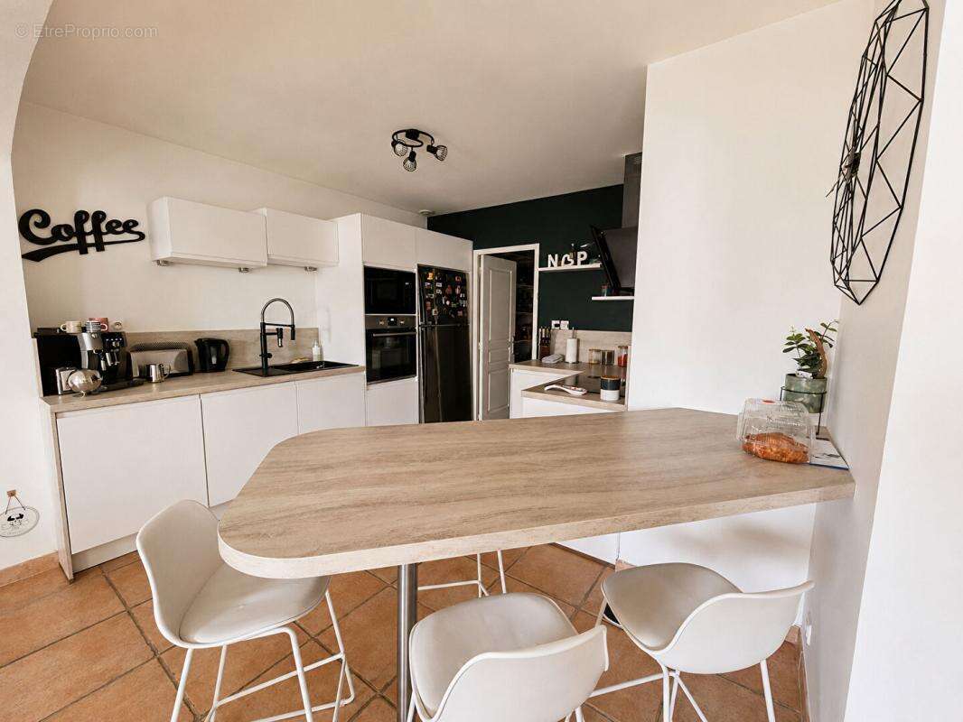 Belle villa de 147m² de plein pied avec Piscine - photo 5