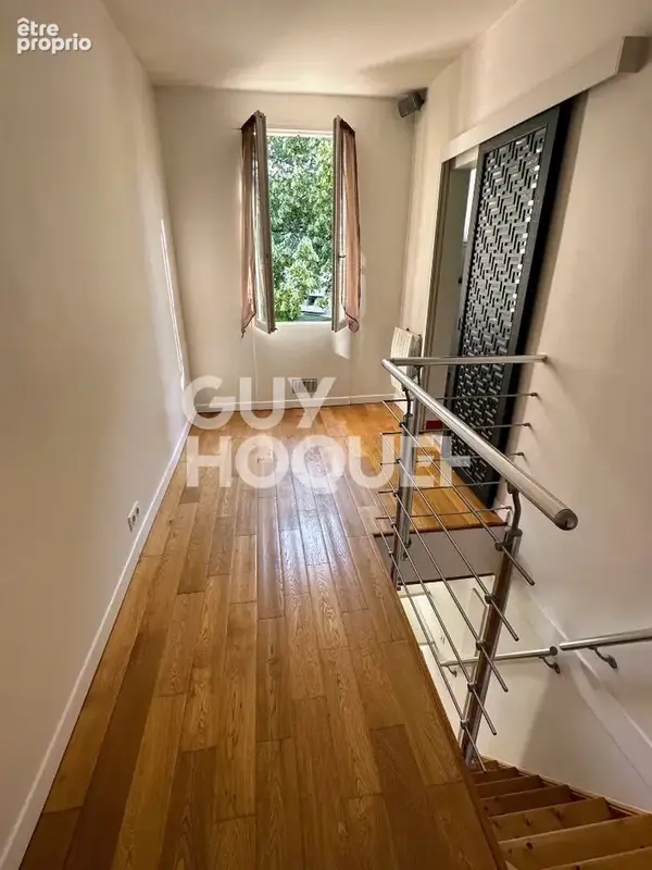 VENTE d'un appartement de 3 pièces 67 m² à COURBEVOIE - photo 6