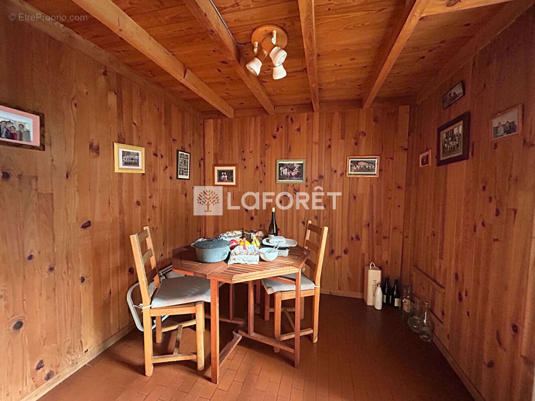 Maison à SAINT-LAURENT-DU-VAR