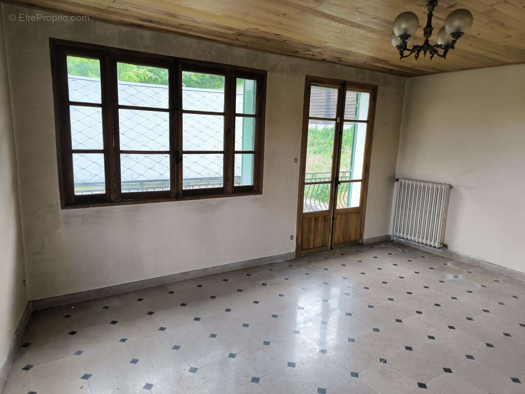 Maison à CHAUMARD