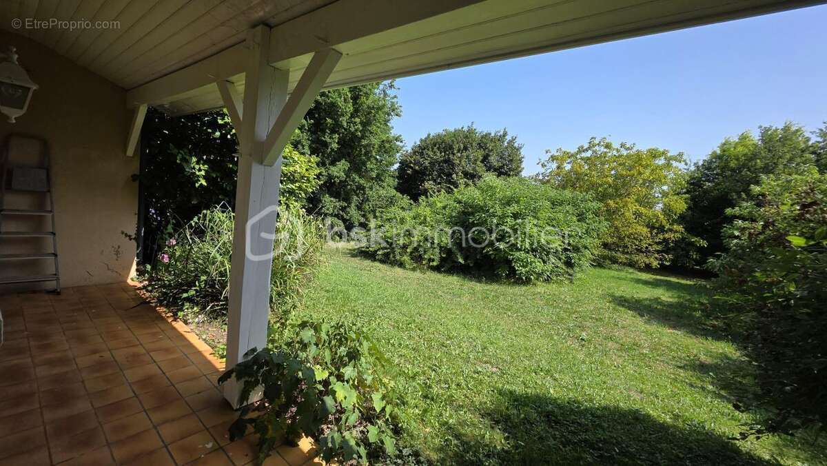 Maison à LE PASSAGE