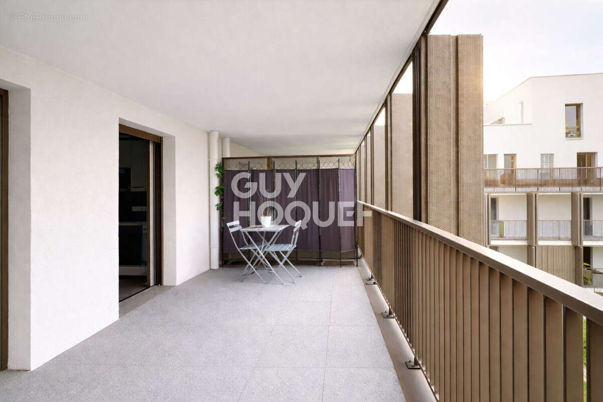 Appartement à AUBERVILLIERS