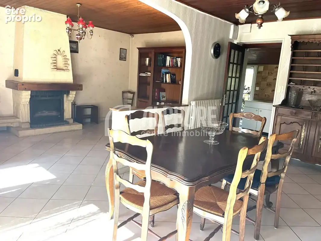 Au calme en campagne maison 5 pièces à vendre à Rouans - Grand terrain de 2999 m² - photo 2