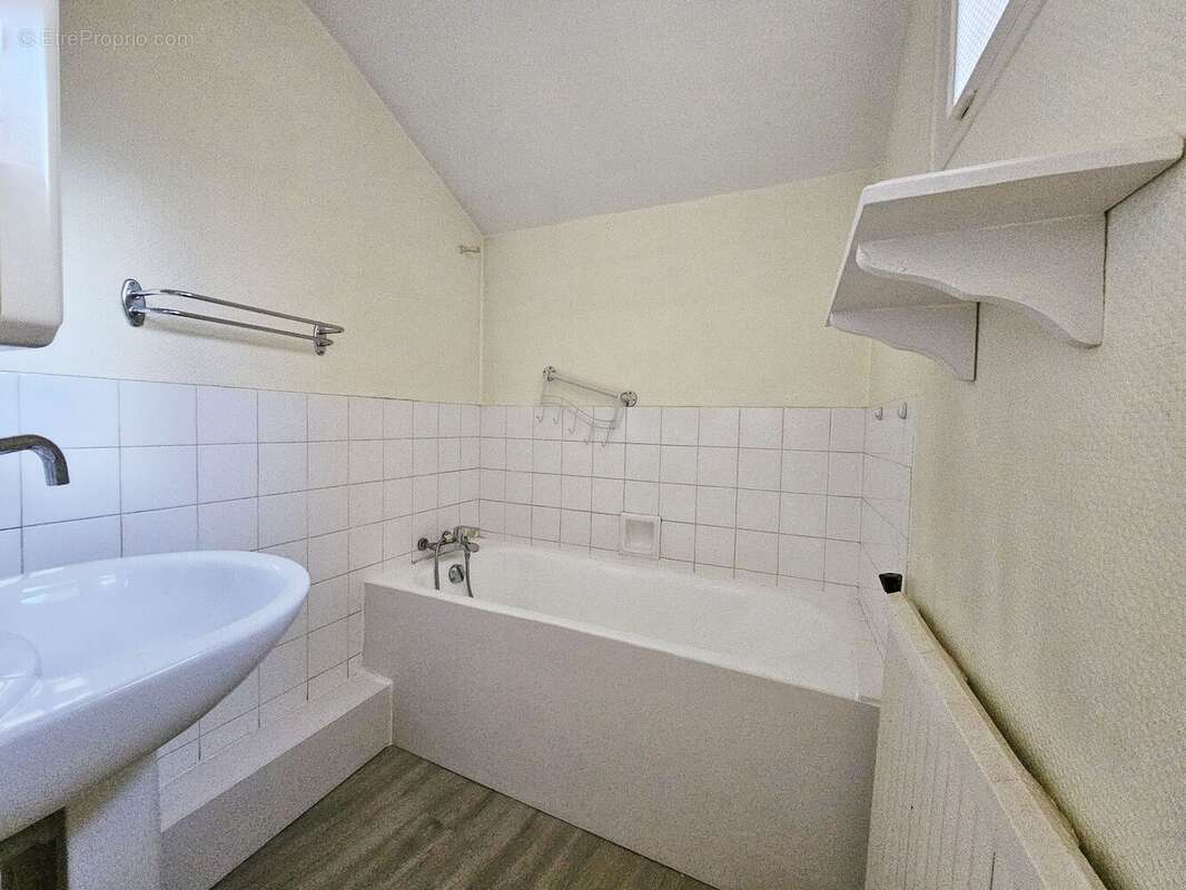 Photo 5 - Appartement à MONTVERDUN