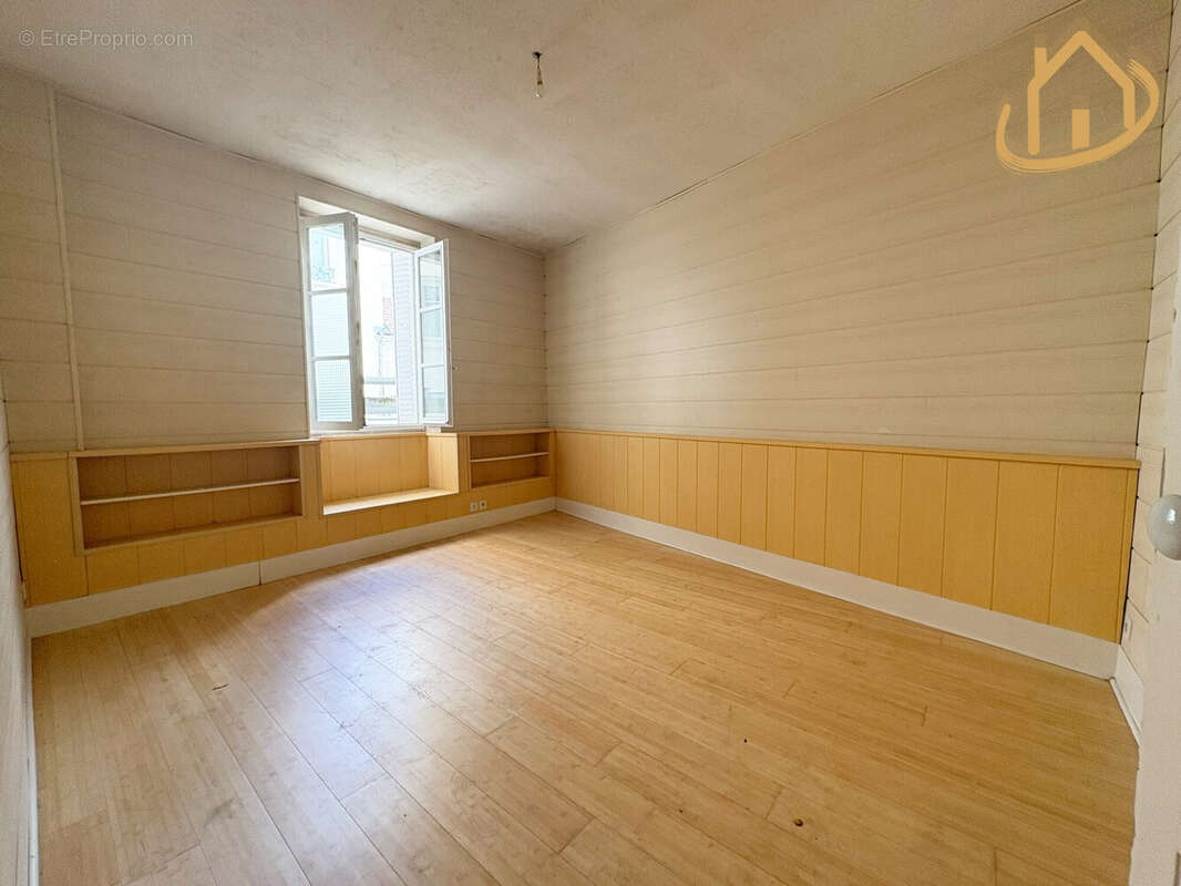 Appartement à VICHY
