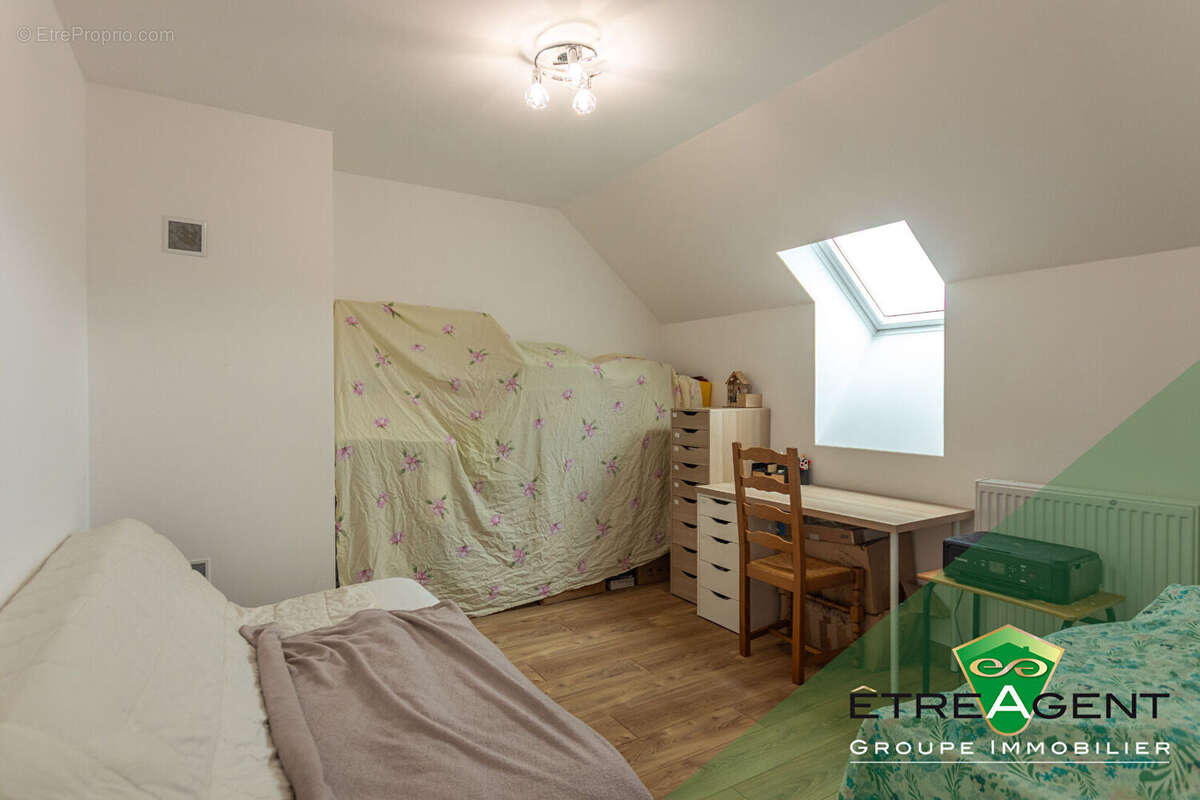 Maison à OINVILLE-SUR-MONTCIENT