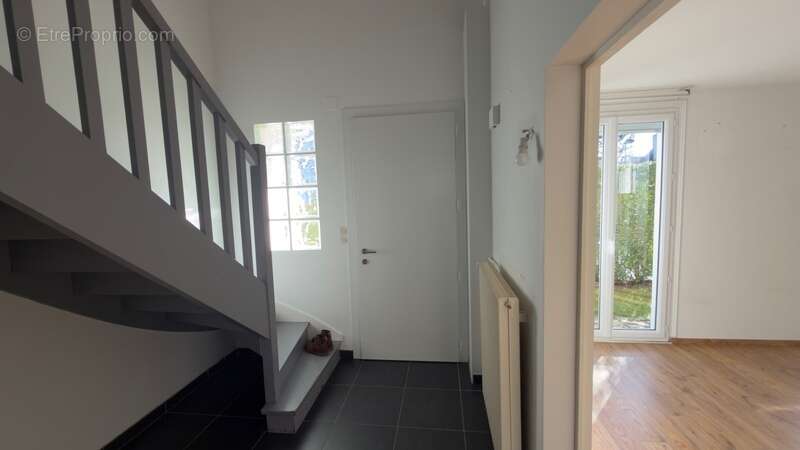 Maison à MONT-SAINT-AIGNAN