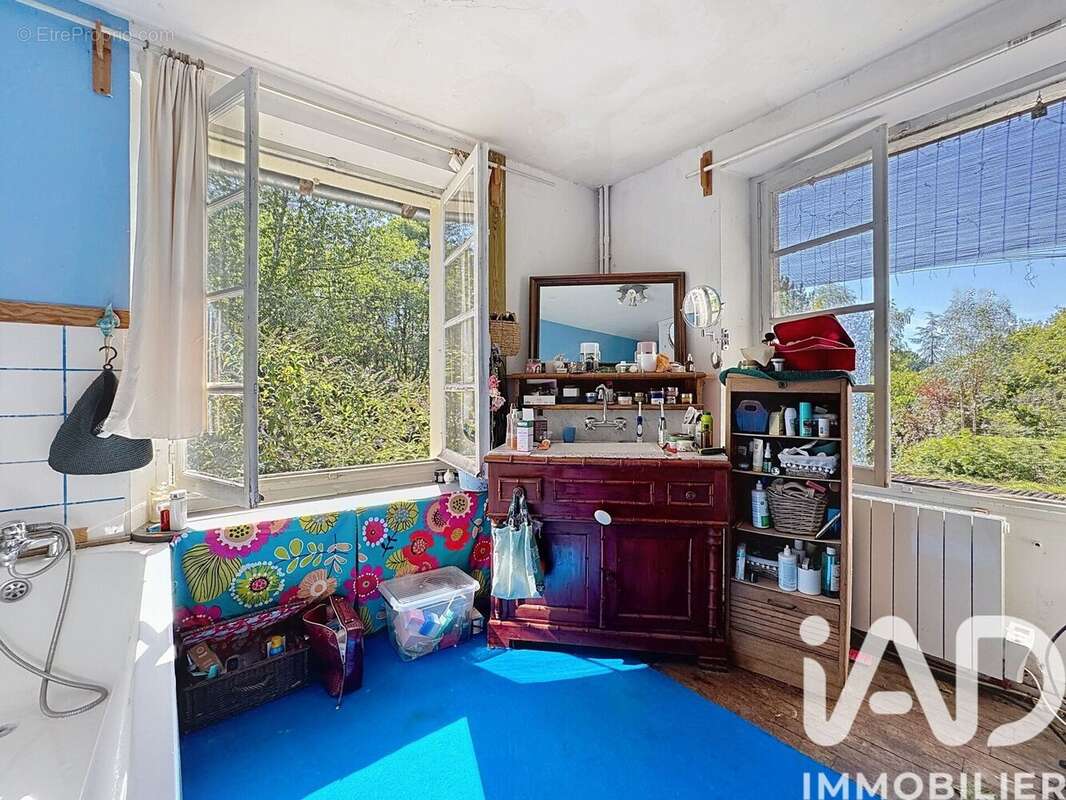 Photo 9 - Maison à VARAIGNES