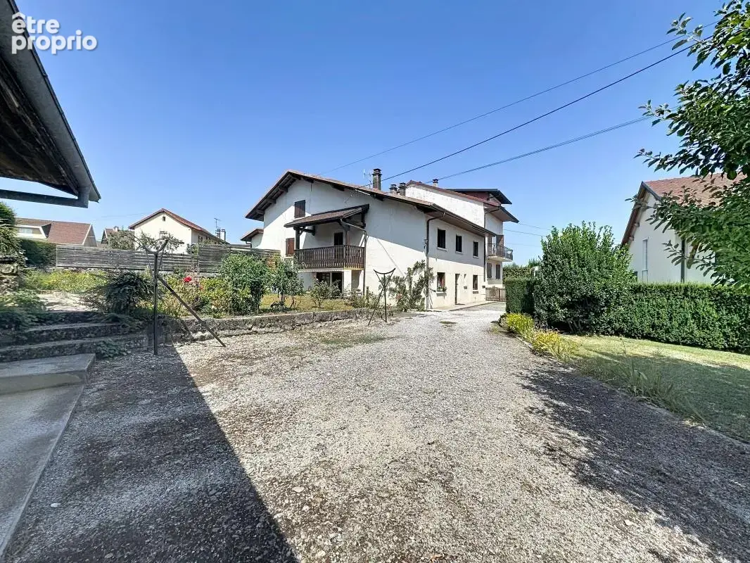 Maison 155 m² à La Roche-Sur-Foron  - photo 10