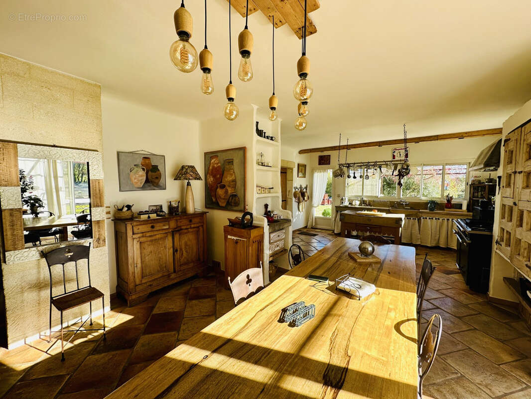 Maison à AIGUES-MORTES