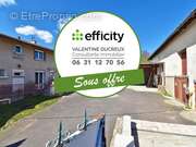 Maison à CHAZELLES-SUR-LYON