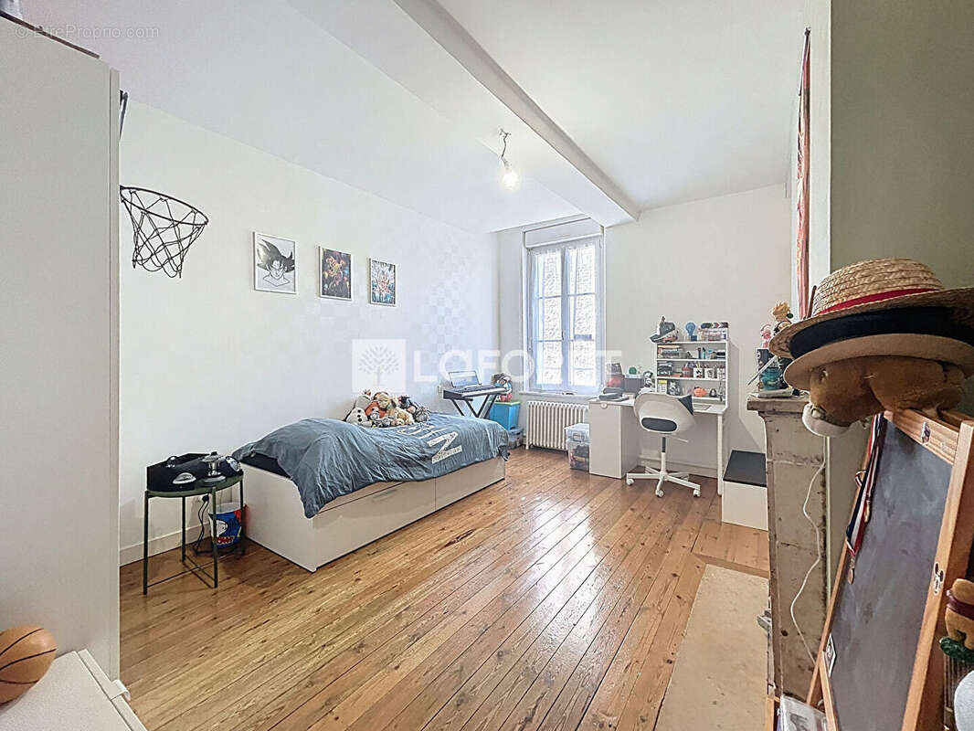 Appartement à FALAISE