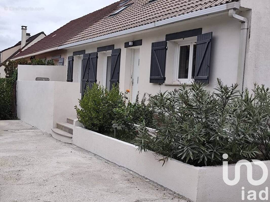 Photo 1 - Maison à SANTENY