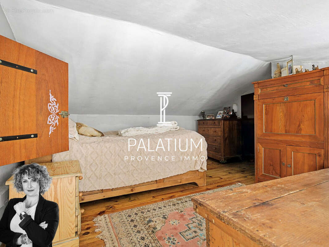 Appartement à GRIMAUD