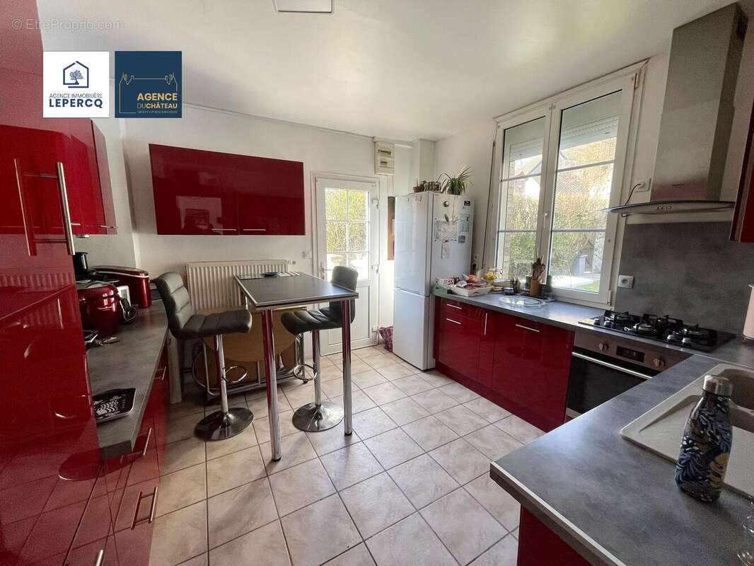 Maison à OULCHY-LE-CHATEAU