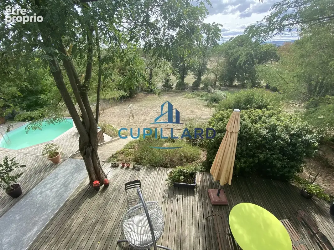 Maison familiale avec vue dégagée   Saint-Léger-sur-Roanne - photo 13
