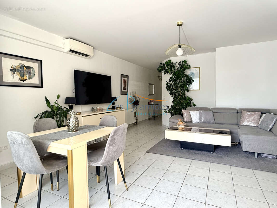 Appartement à LA GRANDE-MOTTE