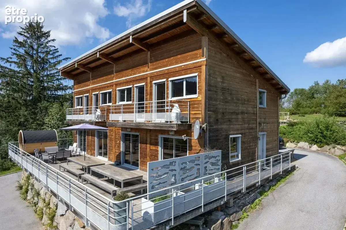 EN EXCLUSIVITÉ - Chalet d'architecte meublé de 227 m² au pied des pistes de Gérardmer - photo 15