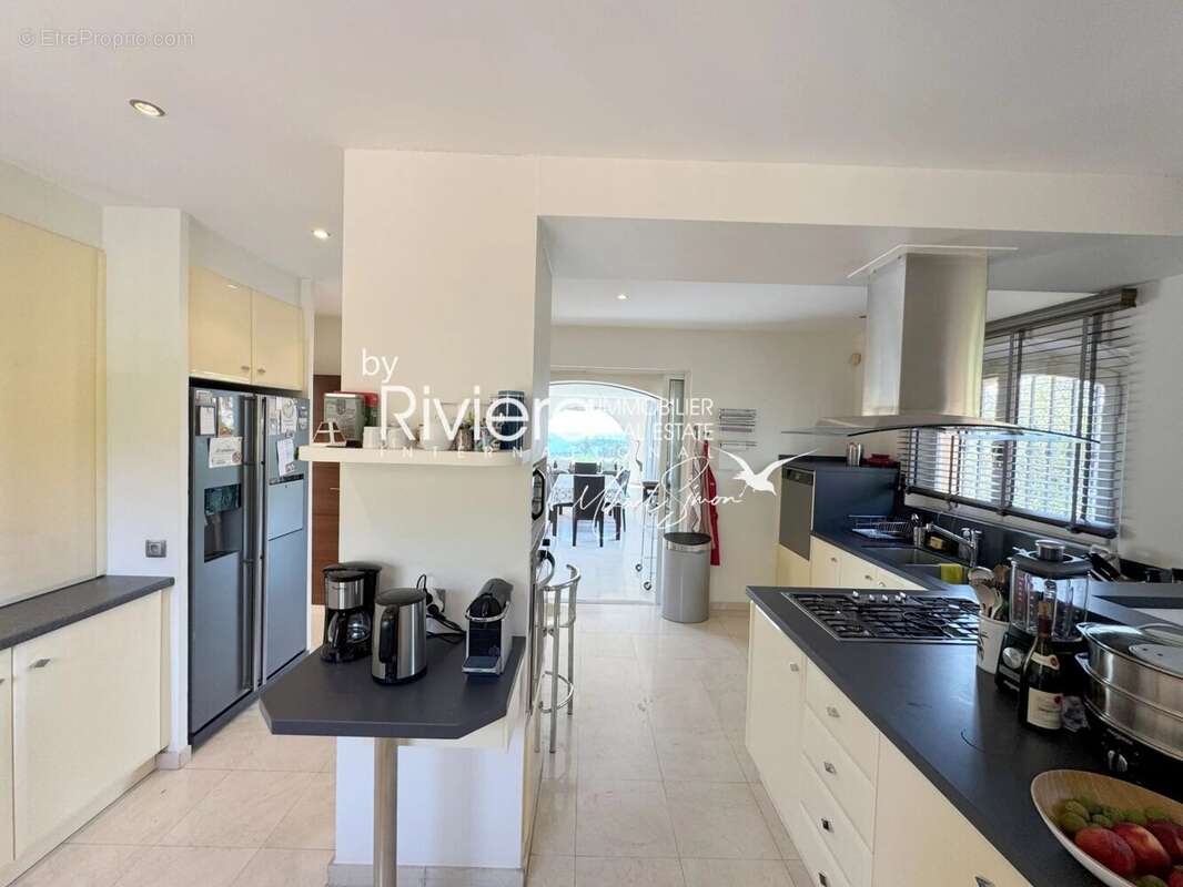 Propriete de standing - vue mer - 6 chambres - photo 16