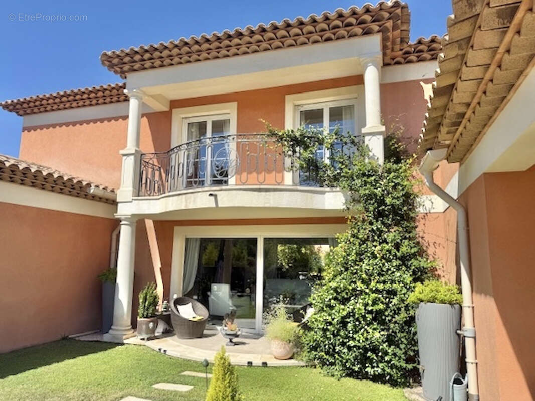 Maison à SAINT-RAPHAEL